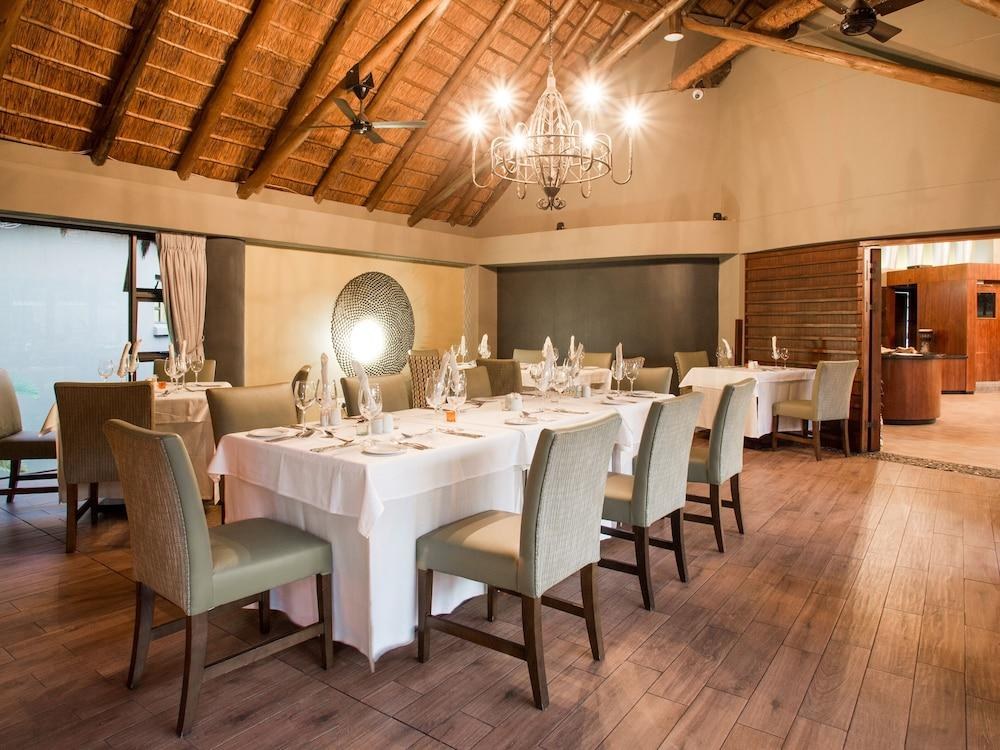 IVORY TREE GAME LODGE photo 2