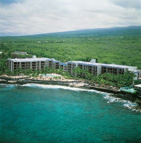 ASTON KONA BY THE SEA