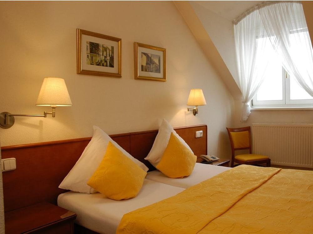 HOTEL ANDEL S.R.O photo 3