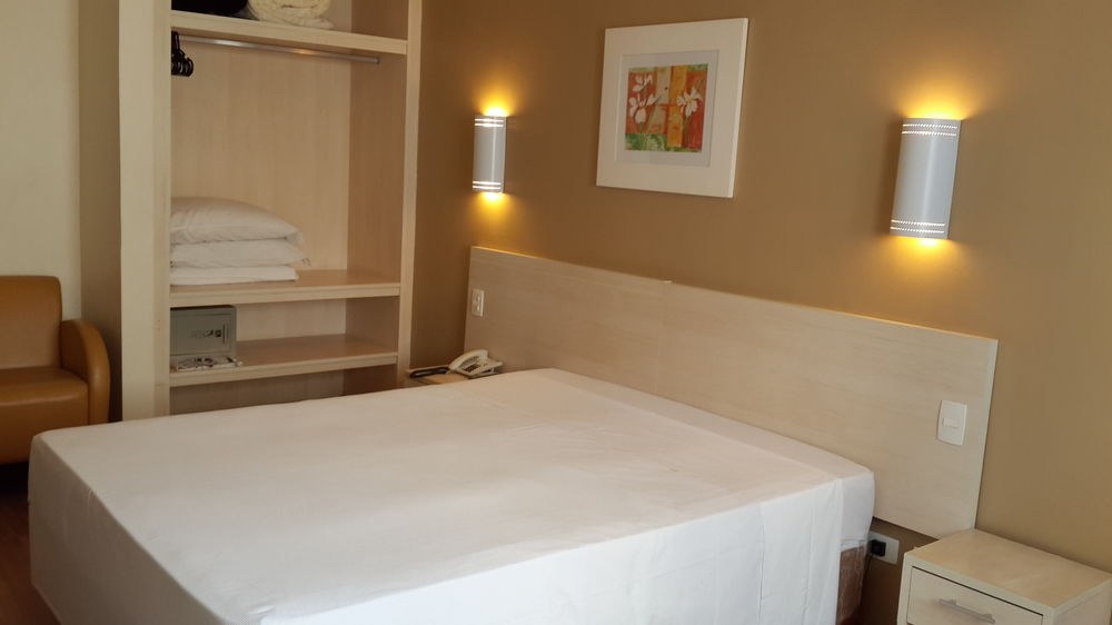 PIRES HOTEL