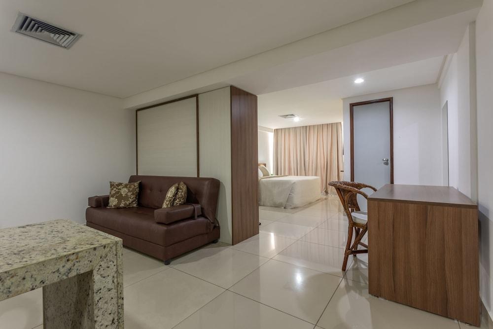 Nobile Suites Tambau