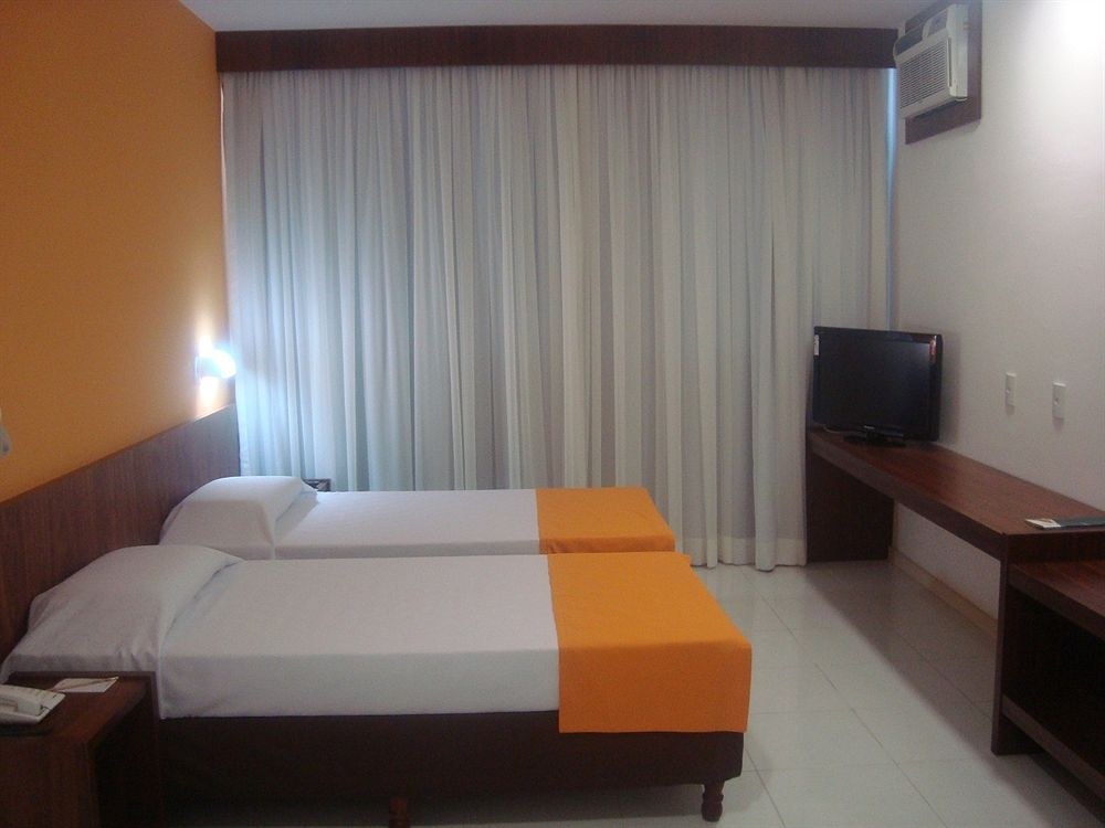 ALICE VITORIA HOTEL photo 1