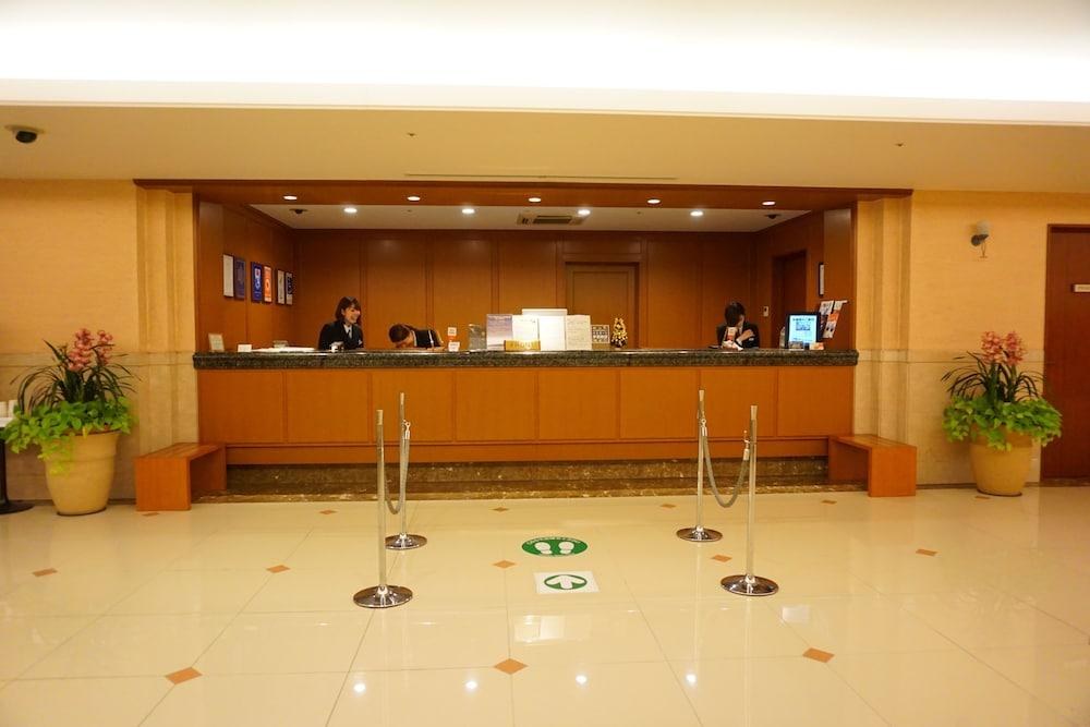 YAOJI HAKATA photo 4