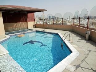 DOLPHIN HOTEL APARTMENTS photo 3