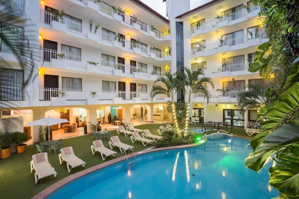 Los Arcos Suites photo 3