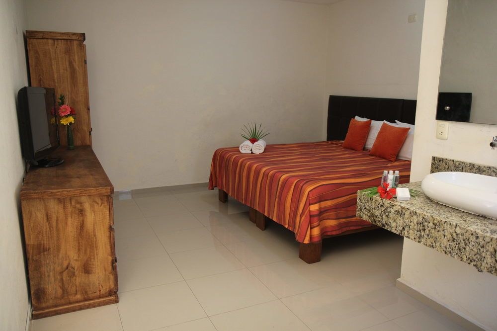 Hotel Maria Candelaria photo 2