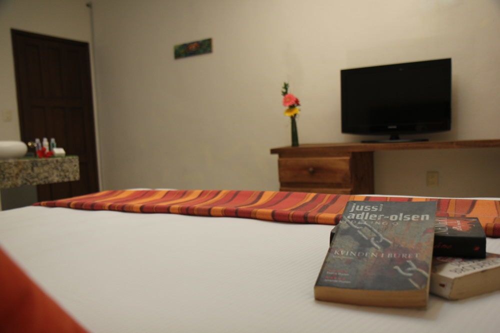 Hotel Maria Candelaria photo 3