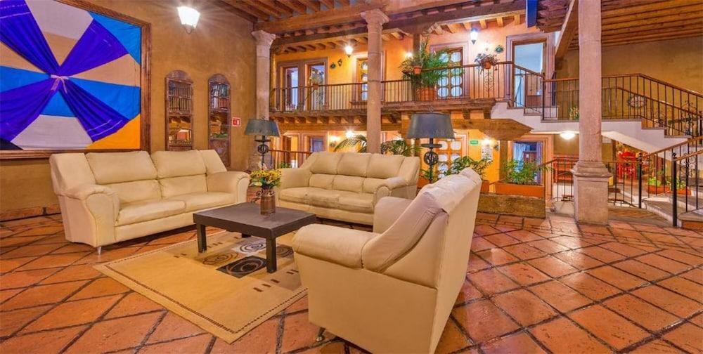 Hotel Refugio del Angel photo 2