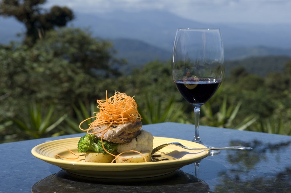 Villa Blanca Cloud Forest Hotel + Retreat