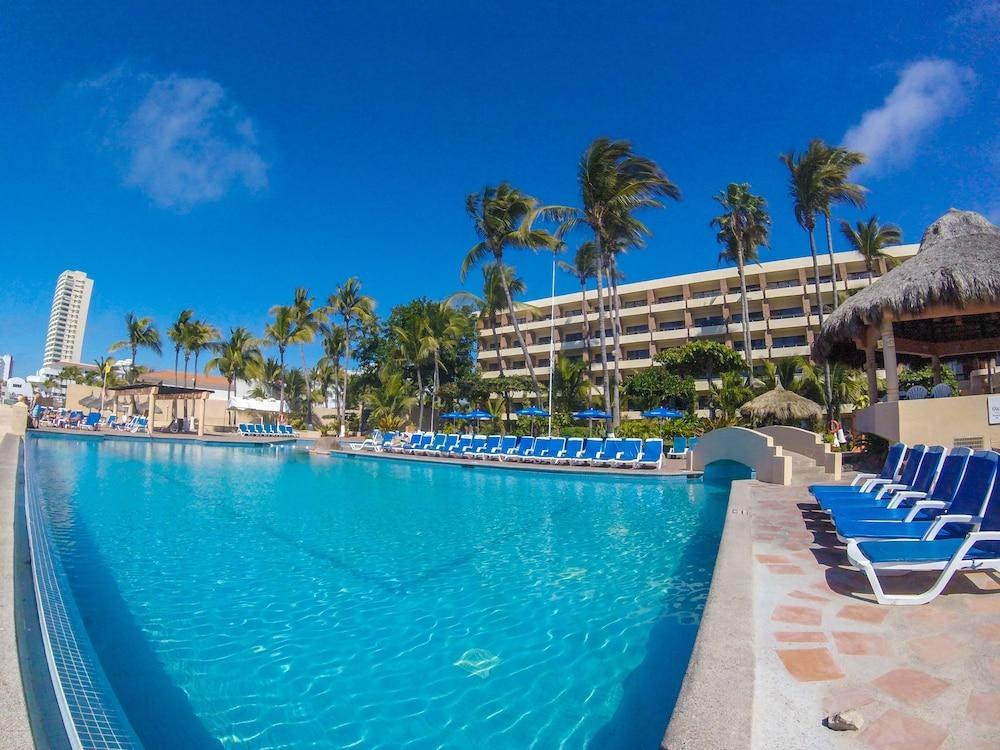 The Palms Resort of Mazatlan photo 3