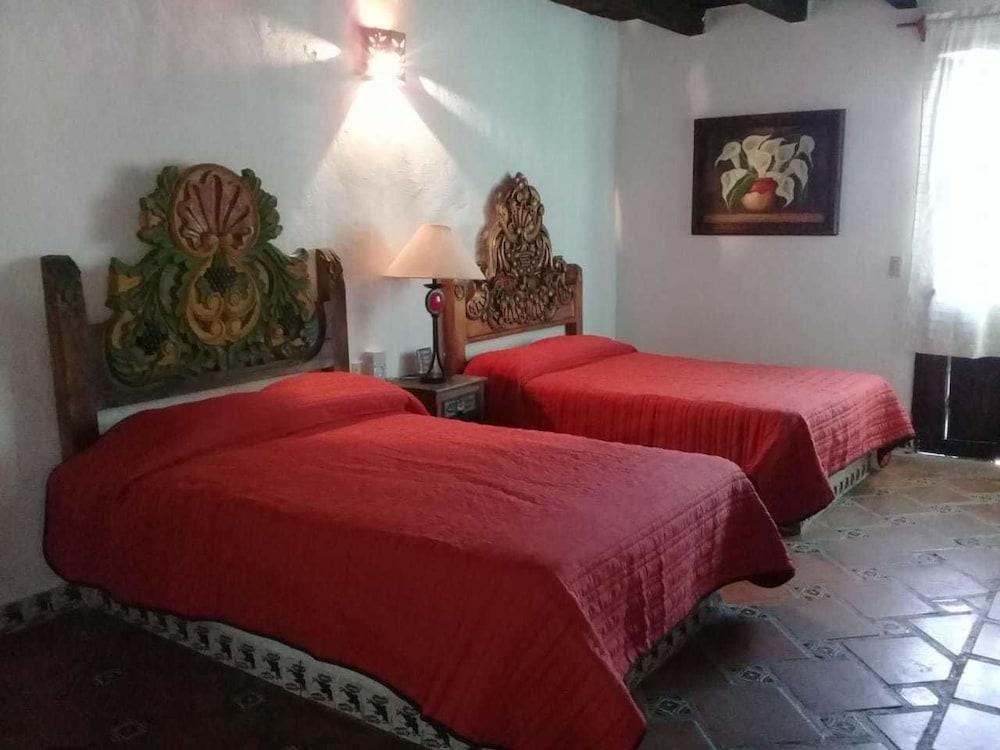 Hotel Hacienda La Puerta de Enmedio photo 4