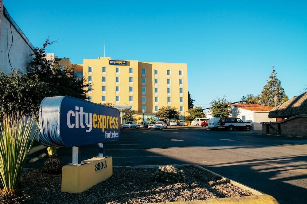 CITY EXPRESS SALTILLO SUR photo 4