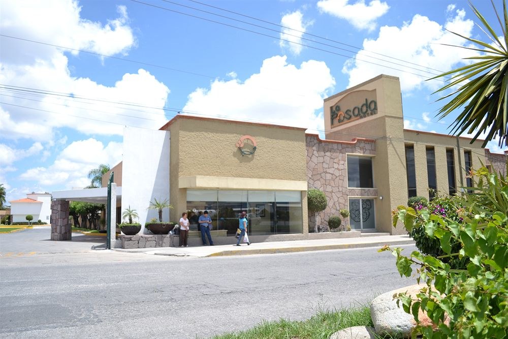LA POSADA HOTEL Y SUITES photo 1