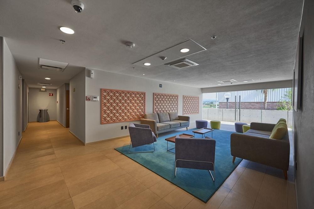 CITY SUITES QUERETARO photo 2