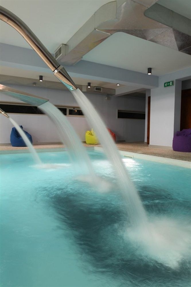 Marina Club I