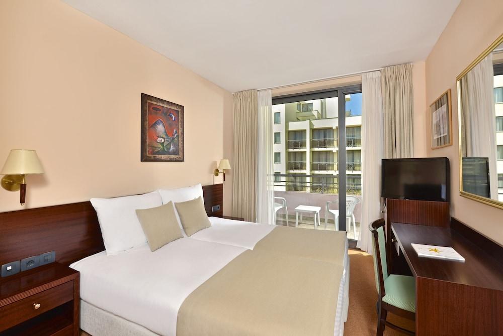 IBEROSTAR WAVES BELLEVUE photo 4