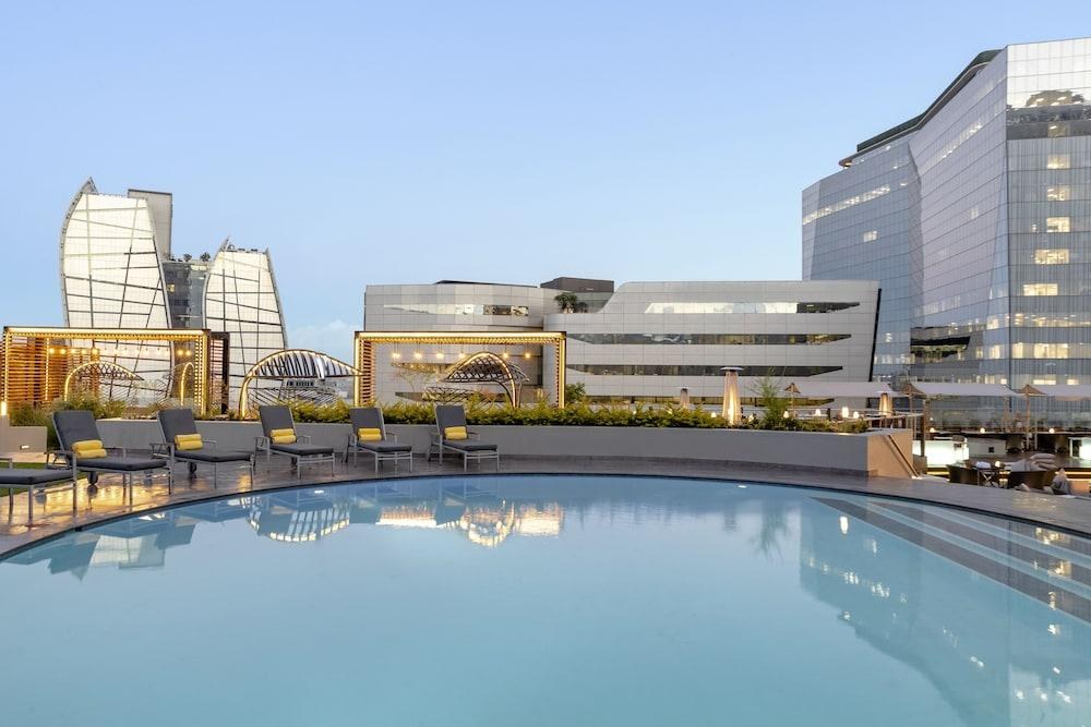 SANDTON SUN