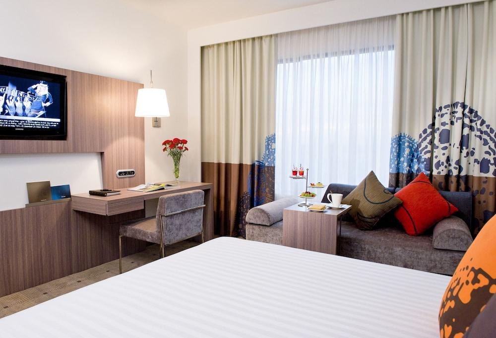 Novotel Bangkok On Siam Square photo 2