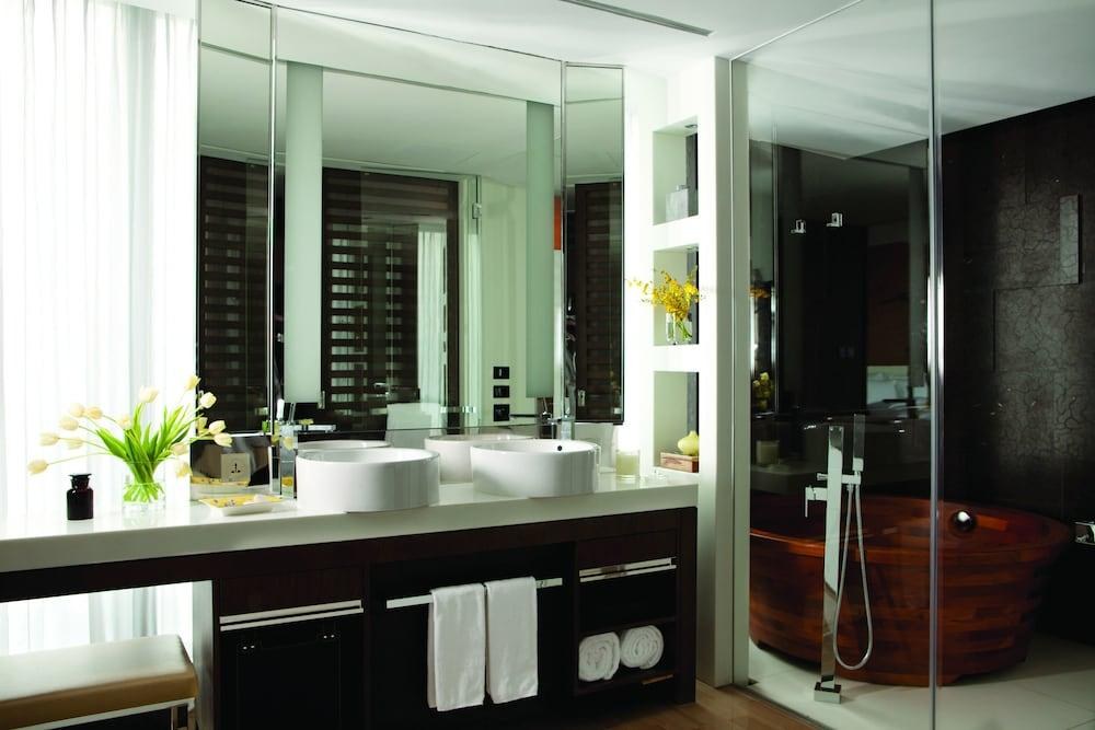 LANGHAM XINTIANDI photo 2