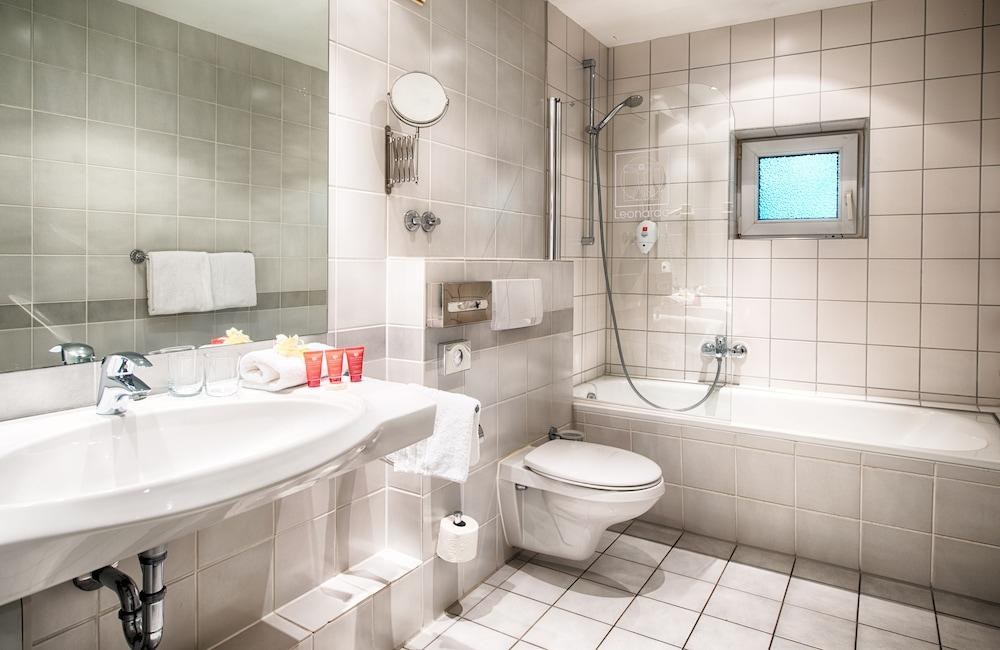 LEONARDO HOTEL HAMBURG AIRPORT photo 4