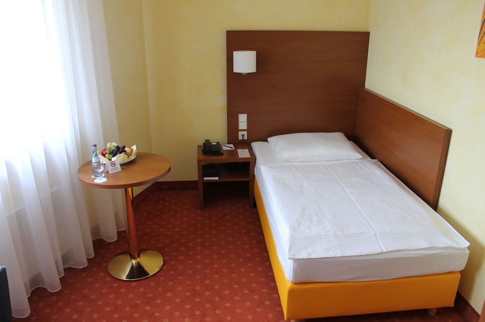 NOVUM HOTEL REGA