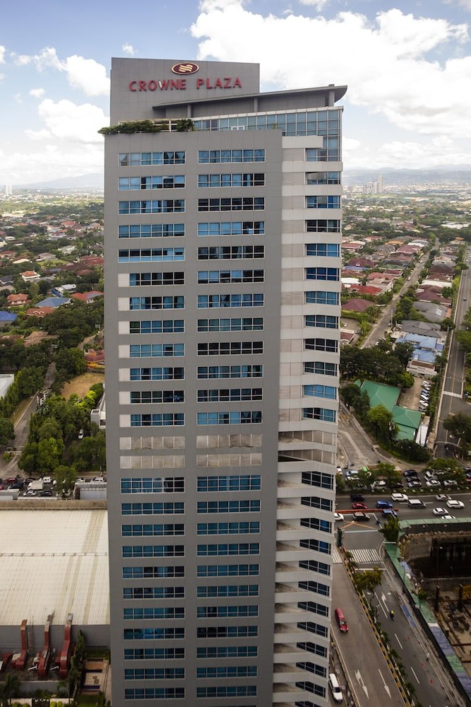CROWNE PLAZA GALLERIA