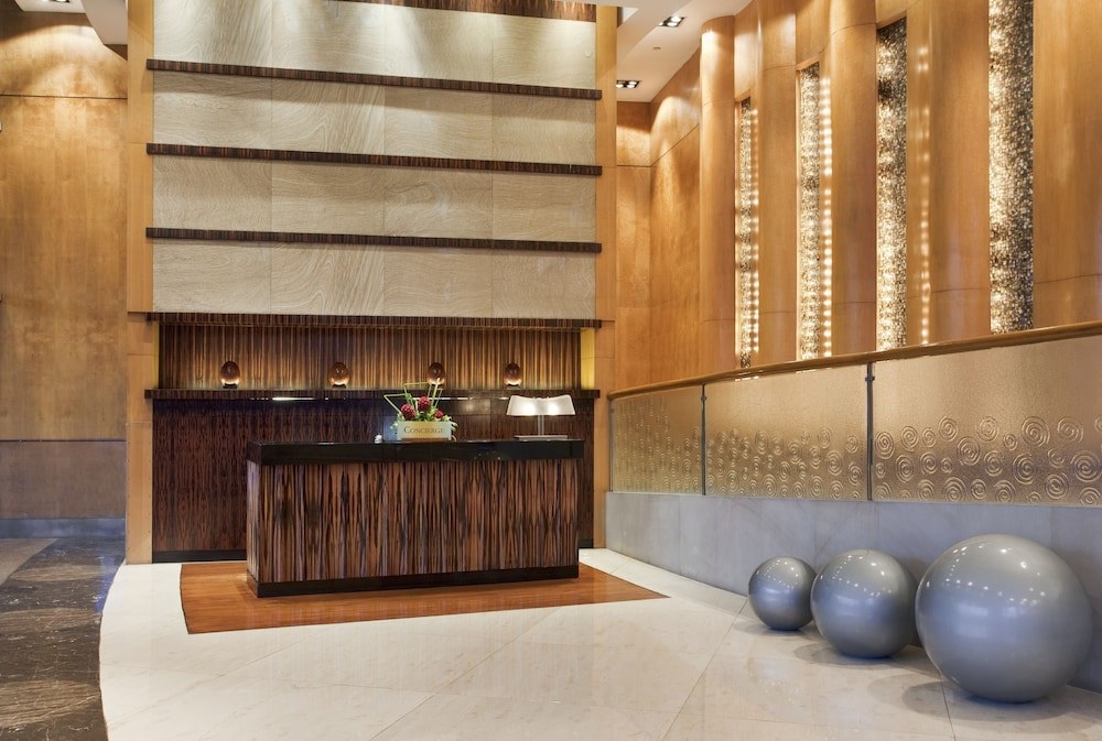 CROWNE PLAZA GALLERIA photo 1