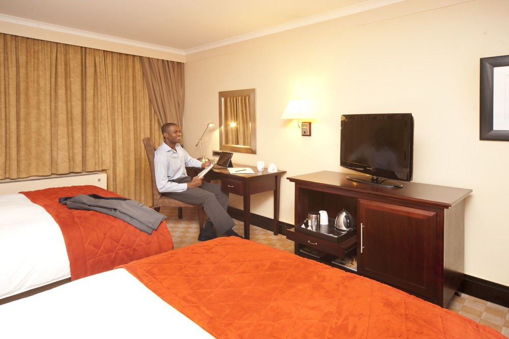 SOUTHERN SUN O.R. TAMBO INTL AIRPORT photo 1