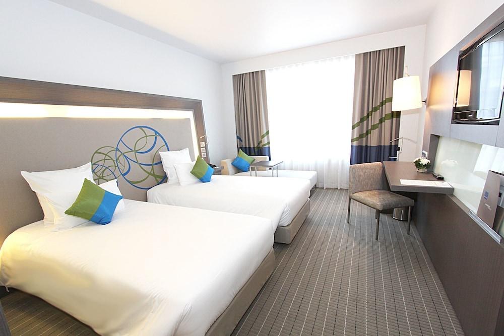Four Points by Sheraton Ploenchit Bangkok photo 2