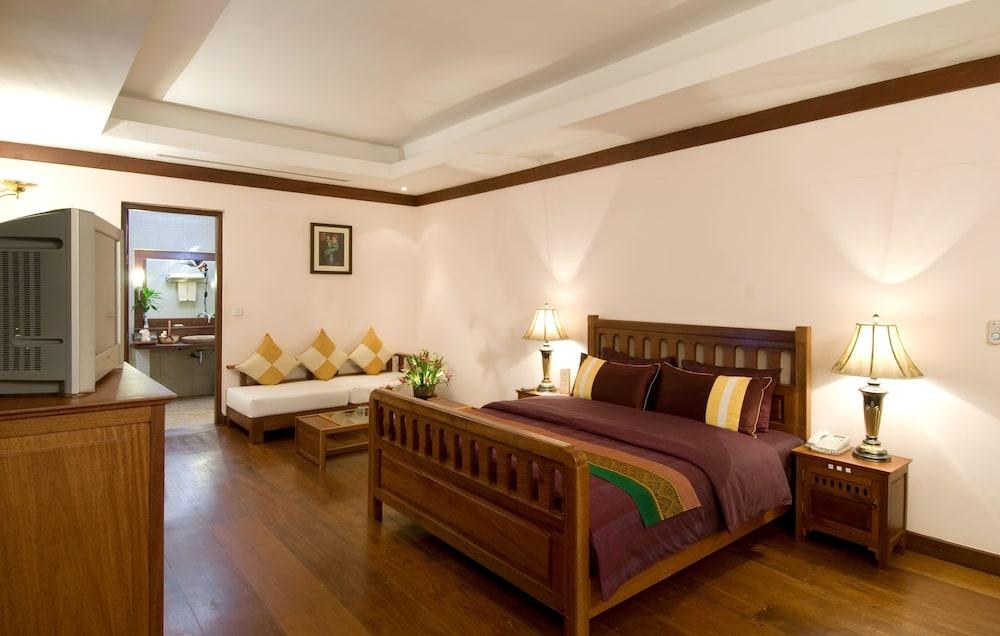 Royal Angkor Resort photo 3