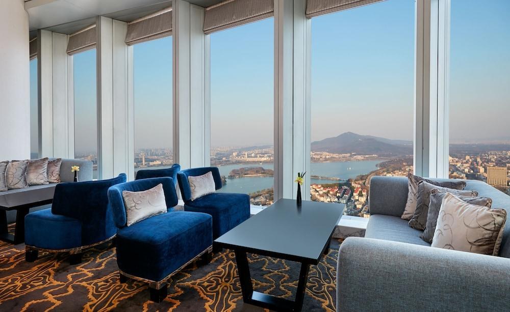 INTERCONTINENTAL NANJING photo 2