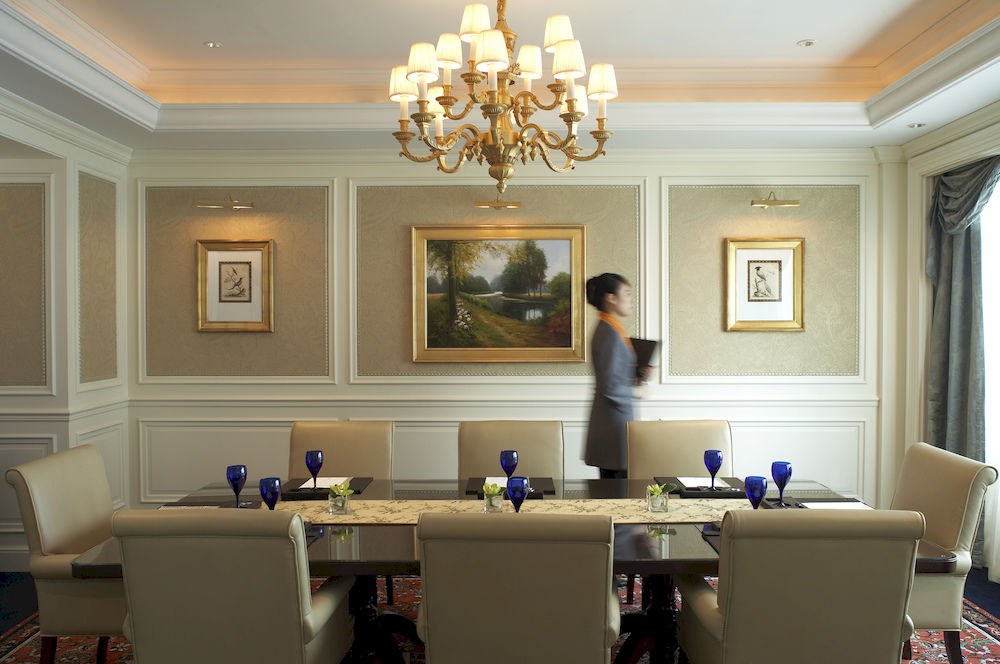 RITZ-CARLTON photo 3