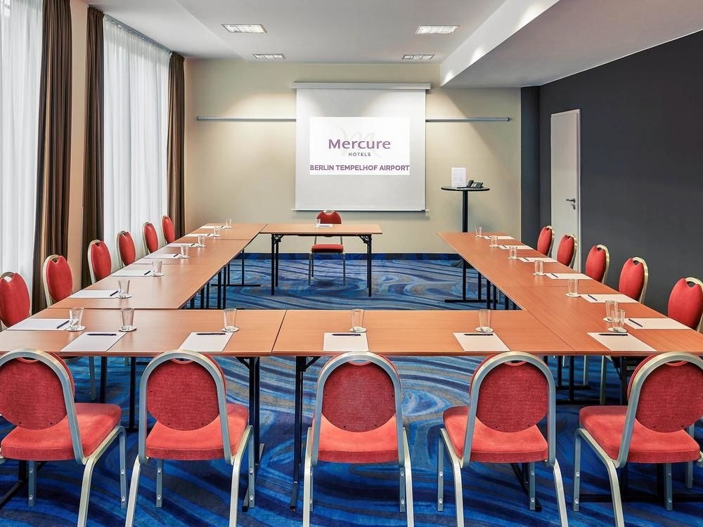 Mercure Hotel Berlin Tempelhof photo 1