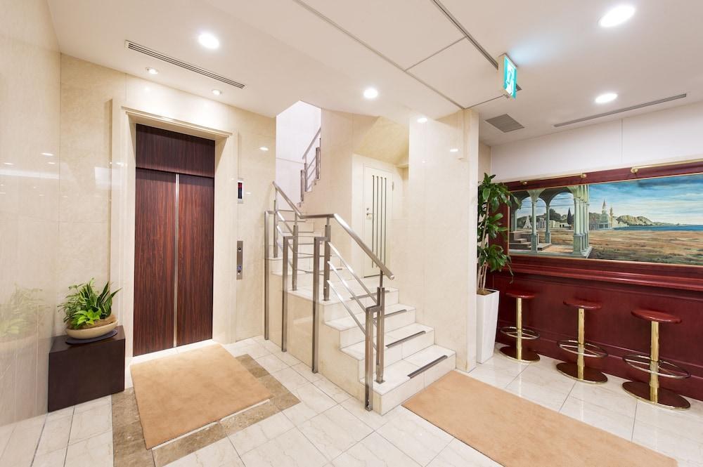 VILLA FONTAINE JIMBOCHO photo 3
