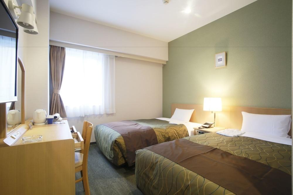 GRAND CITY photo 4