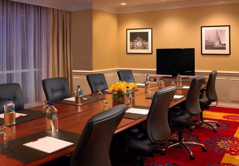 CLEVELAND AIRPORT MARRIOTT photo 2