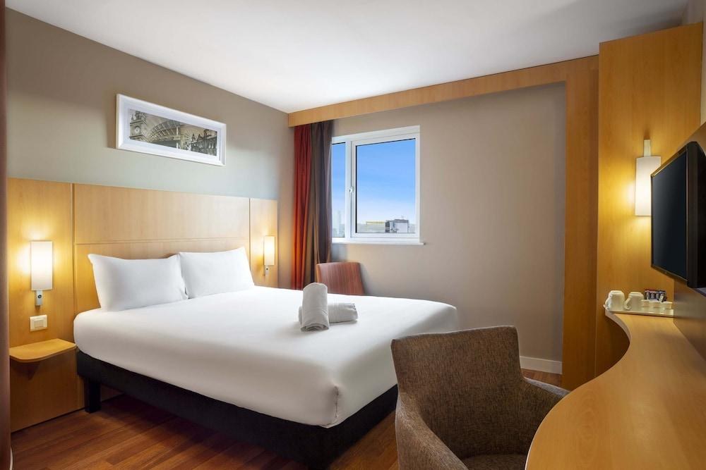 Ibis Belfast City Centre photo 3