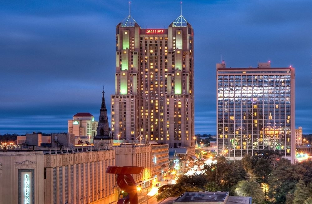 MARRIOTT RIVERCENTER photo 2