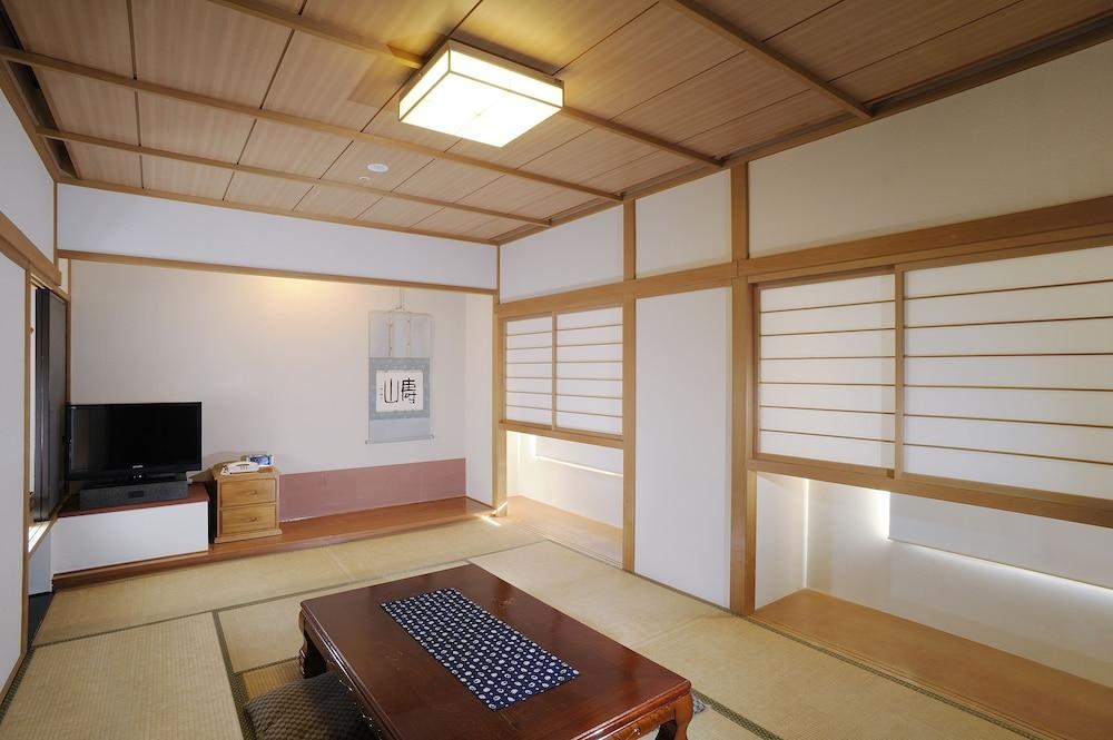 Emisia Sapporo photo 4