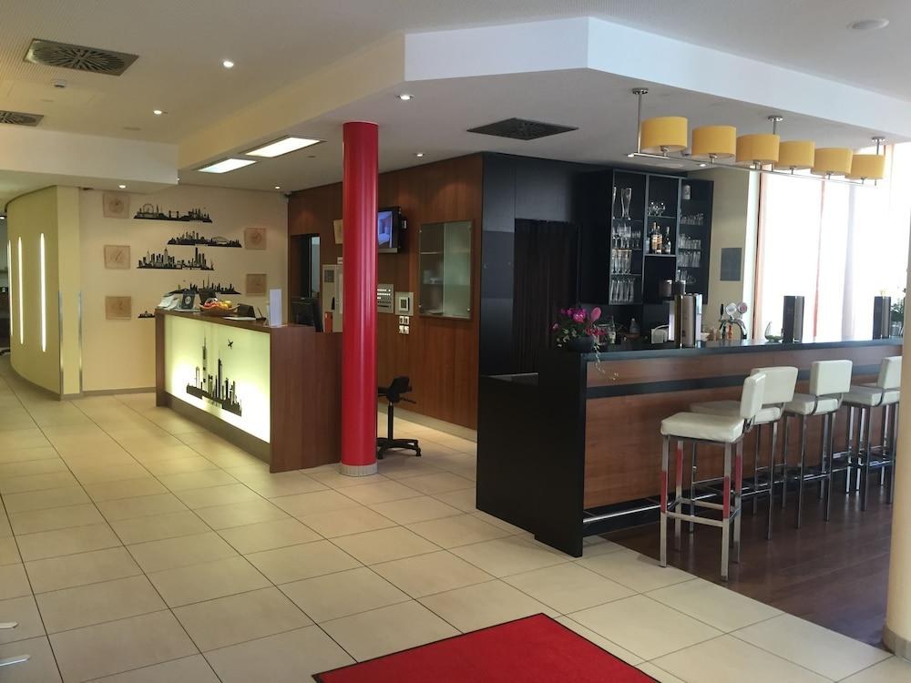 Premier Inn Premier Inn Frankfurt City Europaviertel photo 4