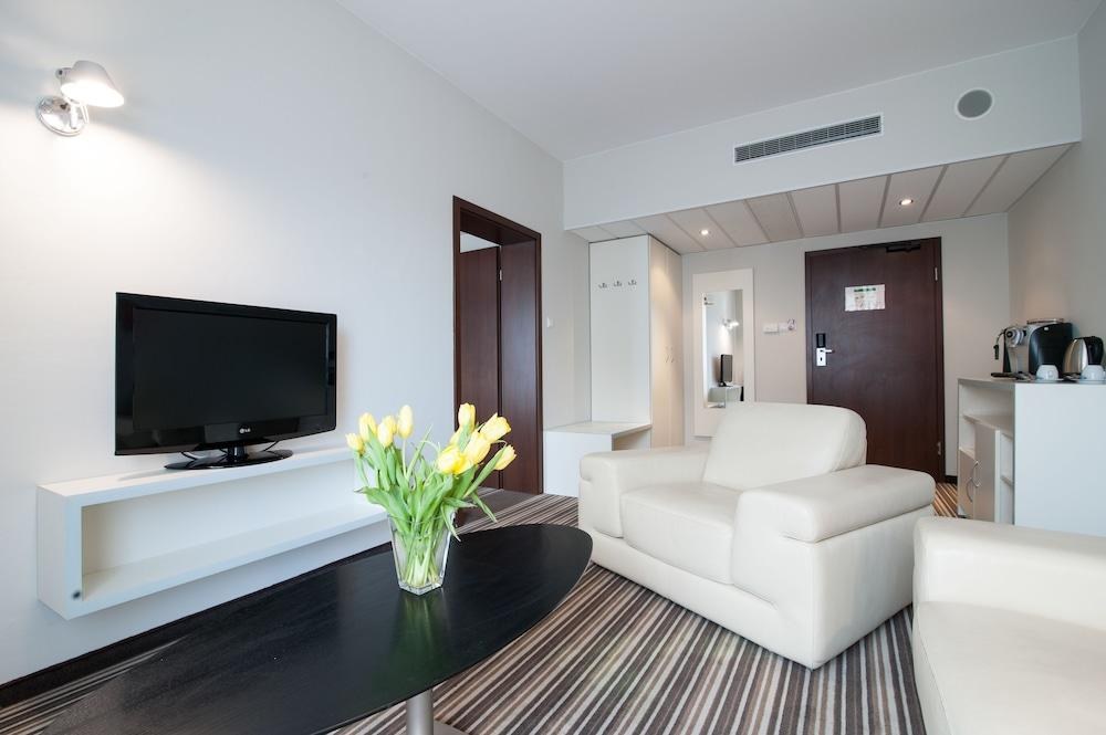 PARK HOTEL DIAMENT WROCLAW photo 2
