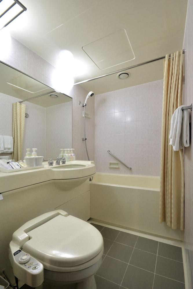 Premier Hotel Cabin Shinjuku photo 2