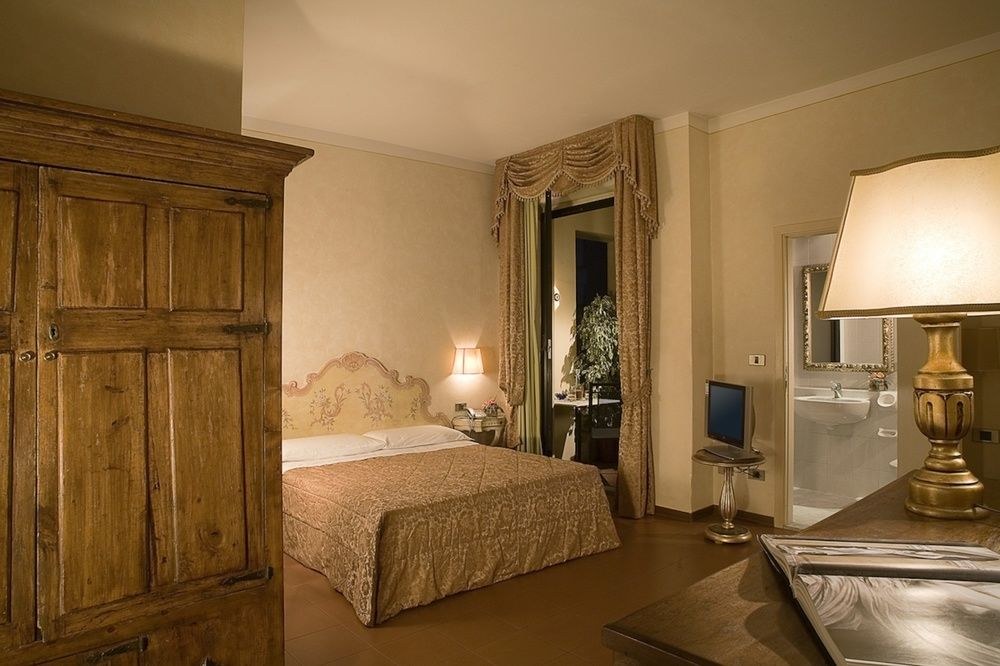 MACHIAVELLI PALACE photo 1