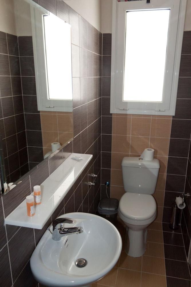 NEP CENTER HOTEL RODOS photo 3