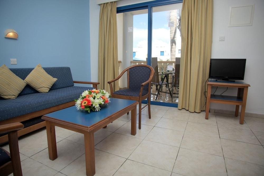 ELENI HOLIDAY VILLAGE photo 2