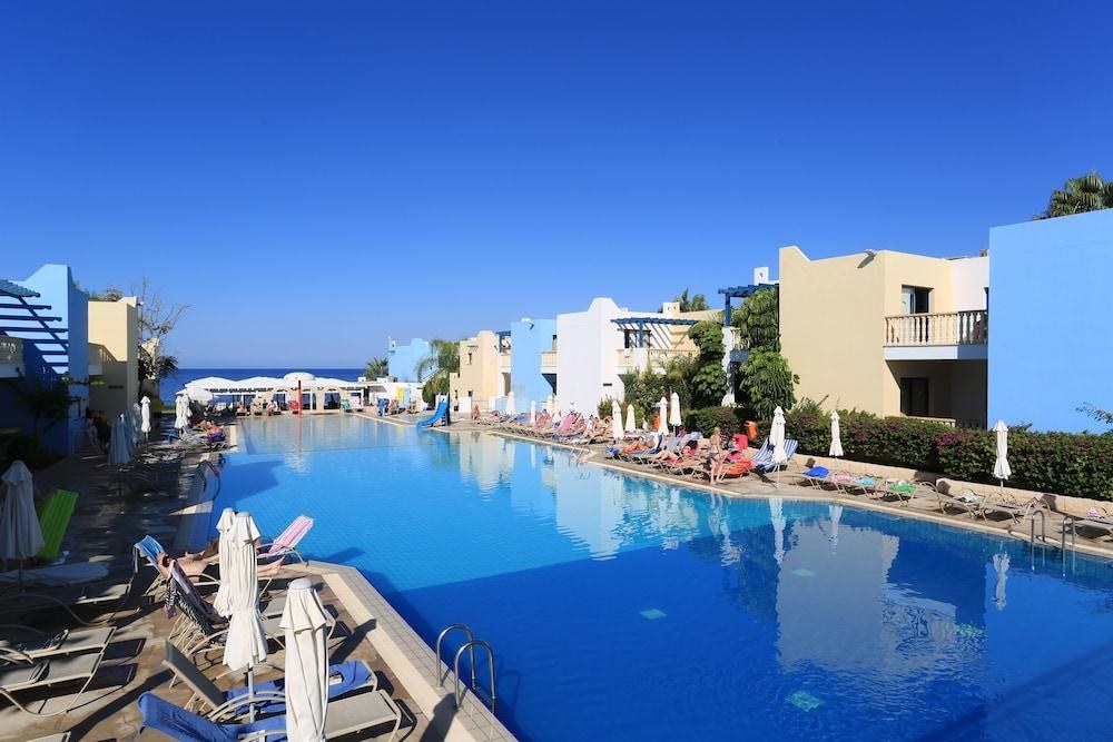 ELENI HOLIDAY VILLAGE photo 3