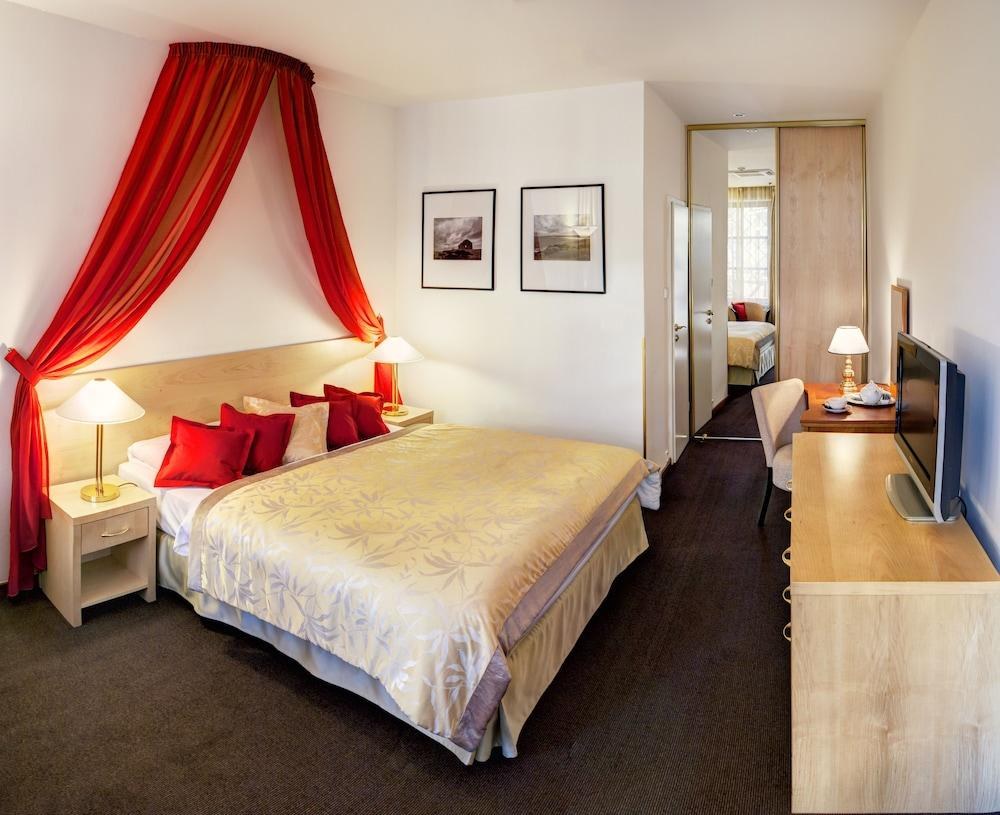 HOTEL HOFFMEISTER photo 3