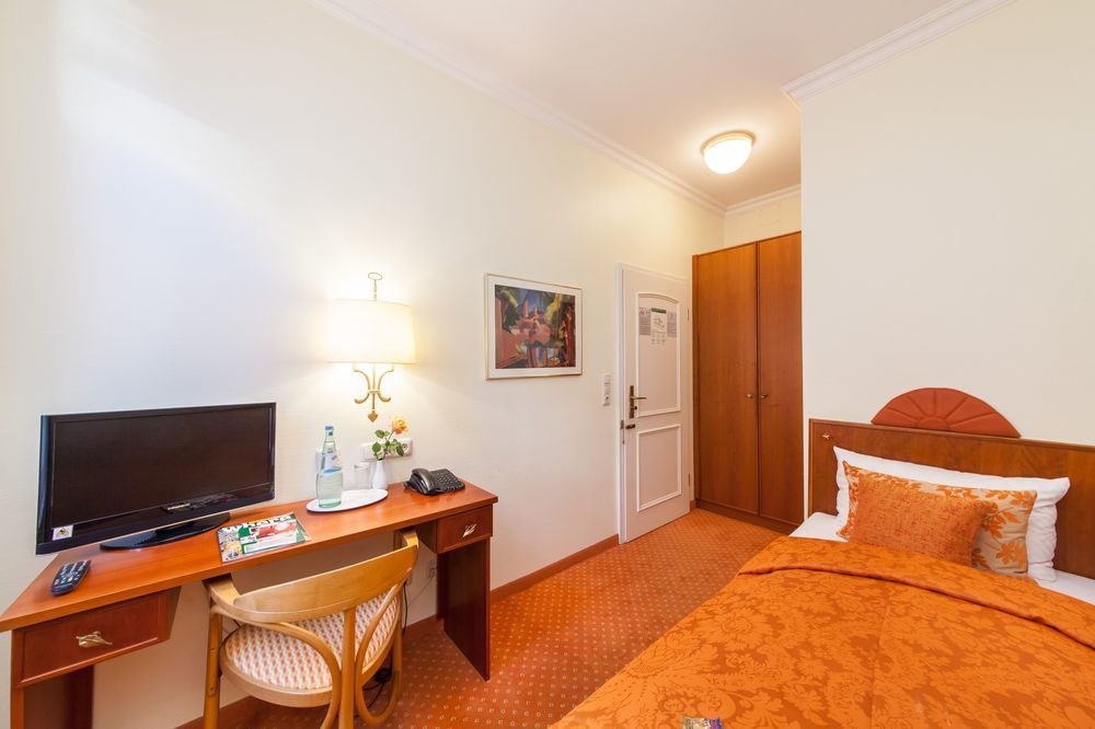 Hotel Kronprinz Berlin photo 4