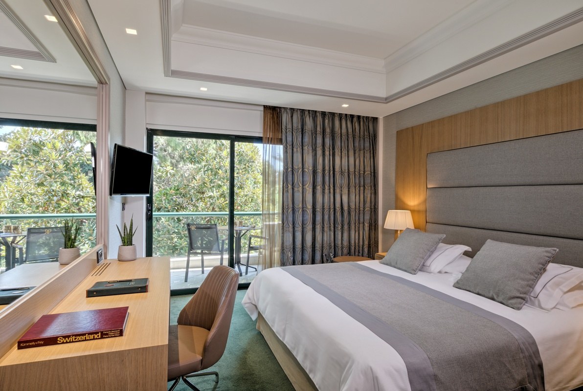 RODOS PARK SUITES & SPA photo 1