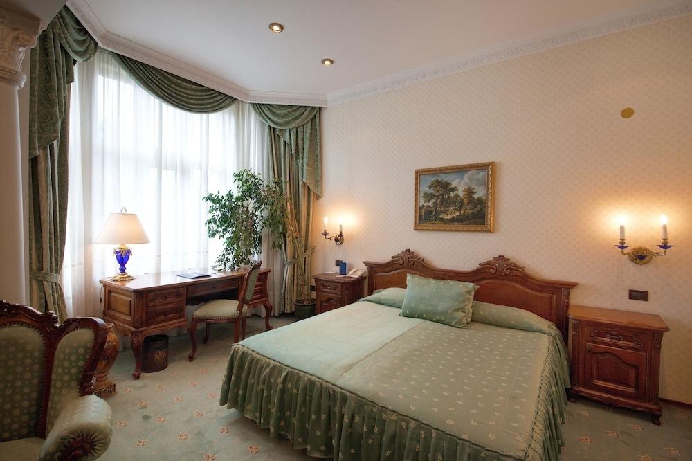 GRAND HOTEL LONDON photo 4